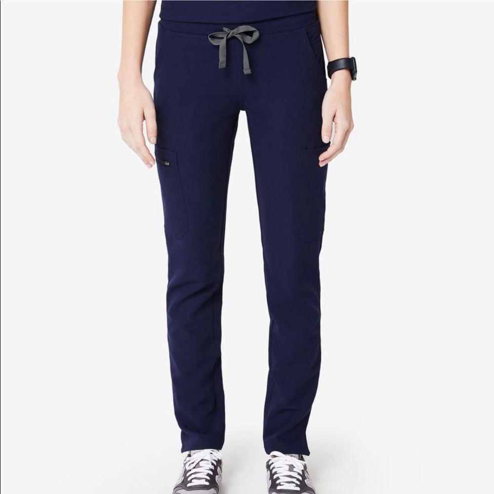 FIGS Navy Yola Bottoms XS